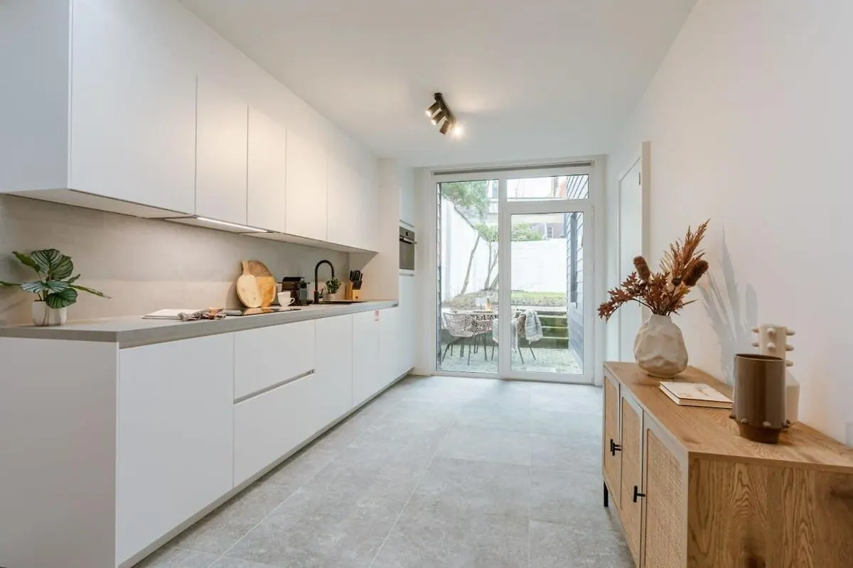 Huswell - Cosy Bohemian Decorated Apartment With Terrace Ostend