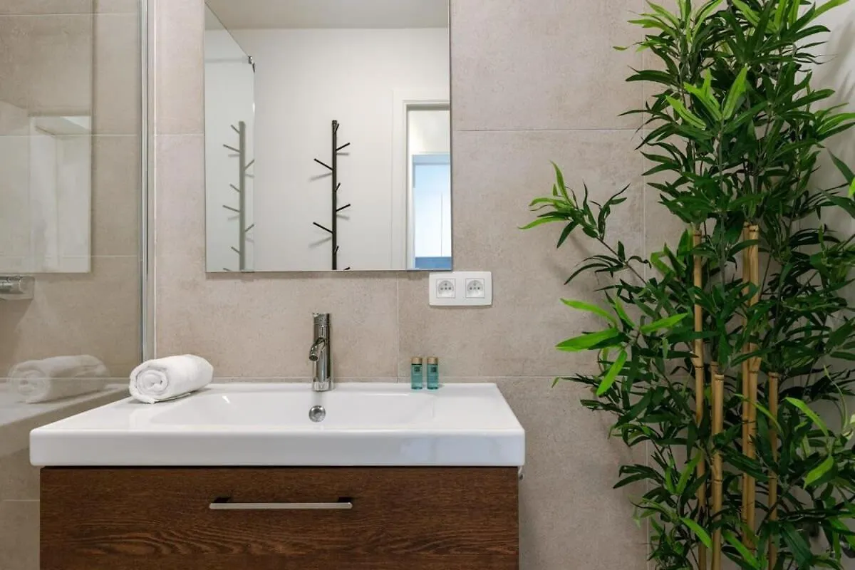 Huswell - Cosy Bohemian Decorated Apartment With Terrace Ostend 0*,